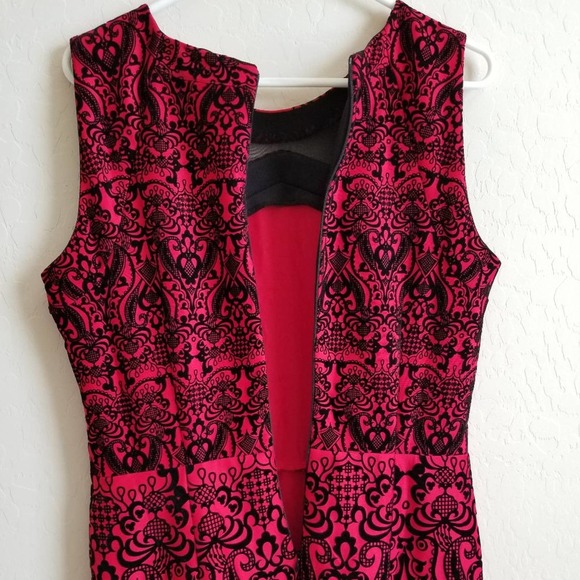 ECI Red & Black Mesh Cutout Damask Sheath Dress 12 - Picture 8 of 8